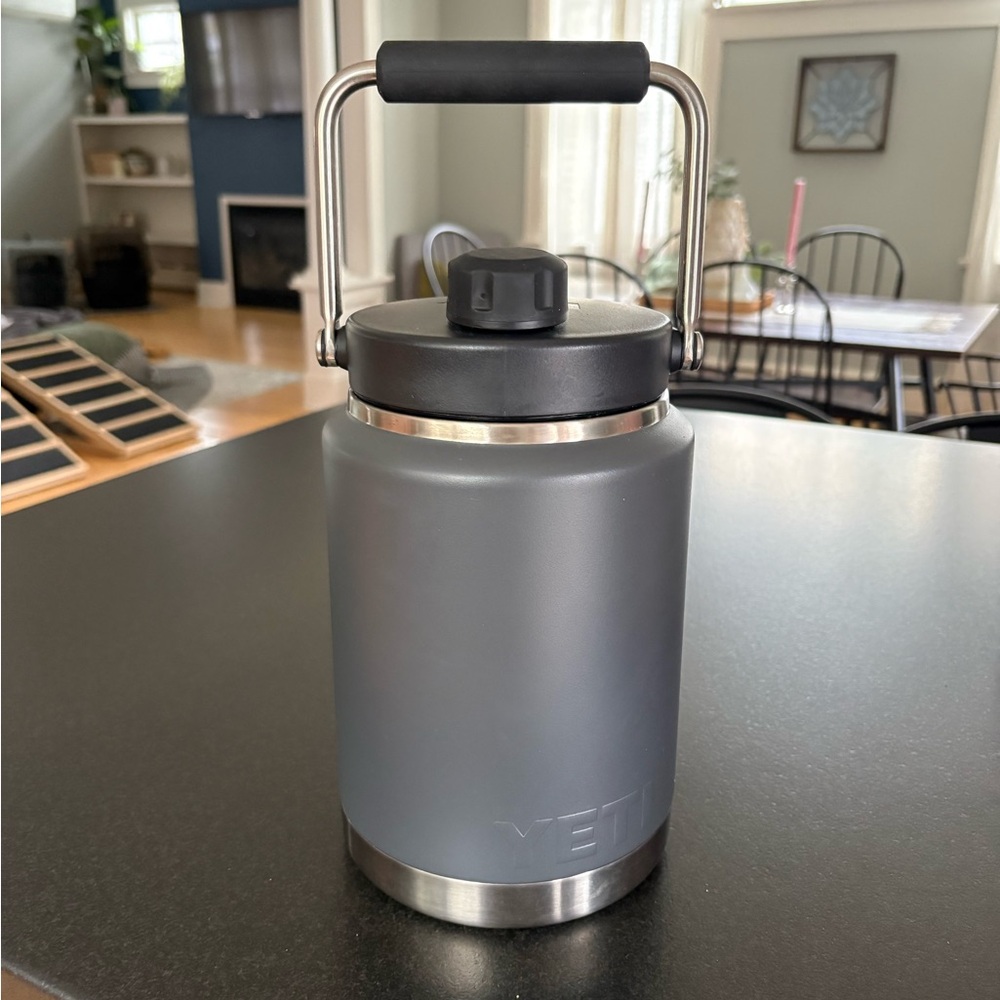 YETI Stainless Steel Lid - Picture 3 of 3